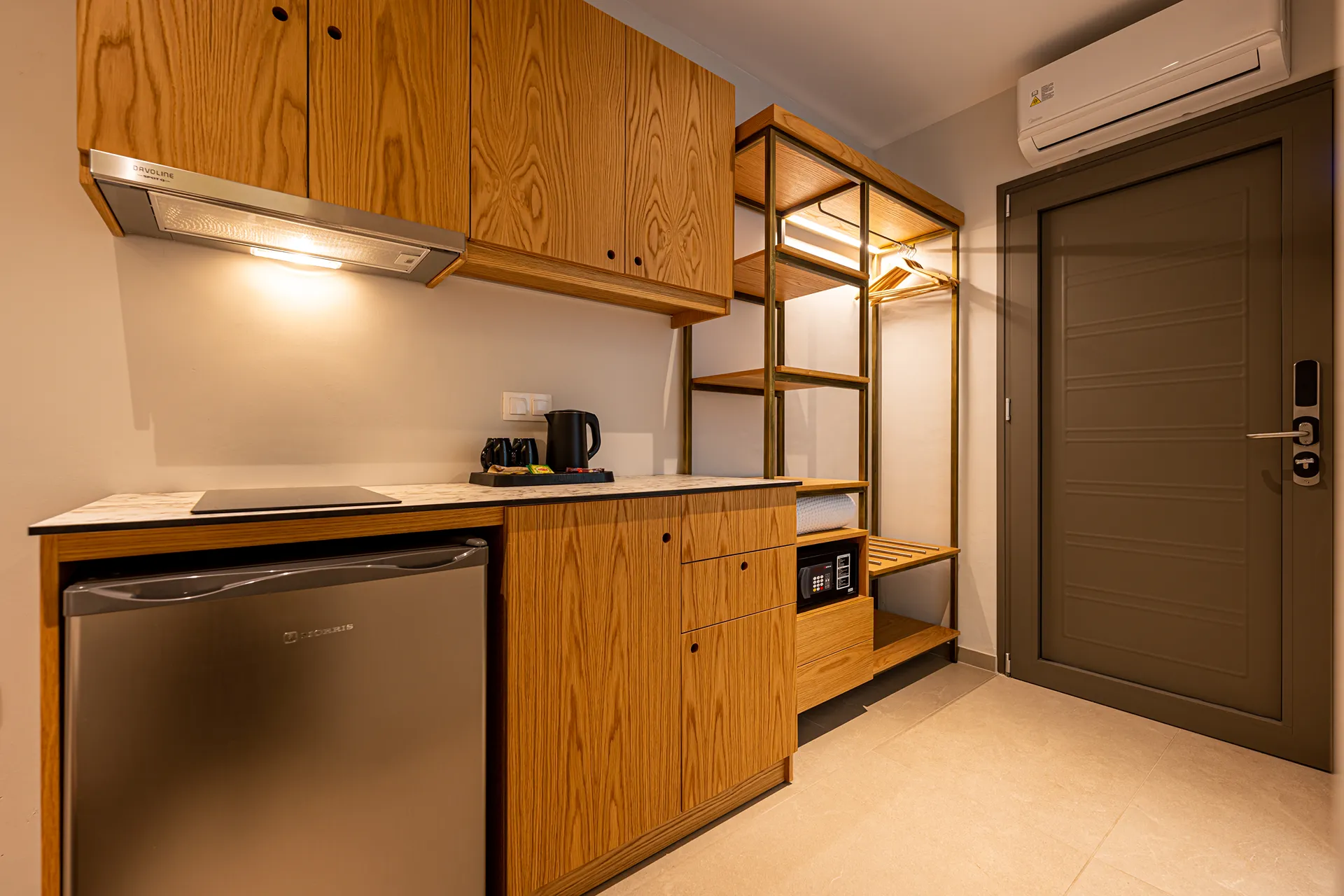 Tiara Holidays - Elegant Maltepe - Double Room with Pool View - kitchen